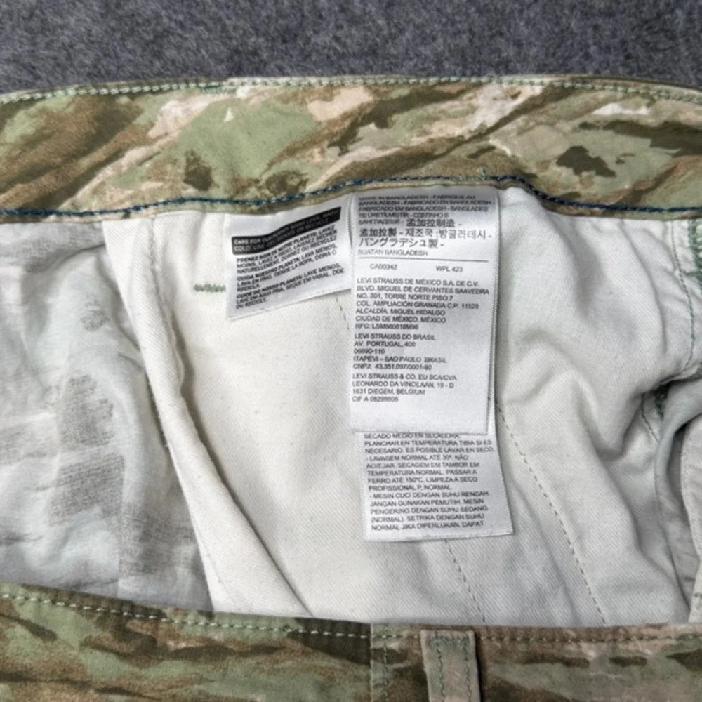 Levis XX Cargo Shorts Mens 40 Green Tiger Stripe Camo Utility Pockets 54756-0007